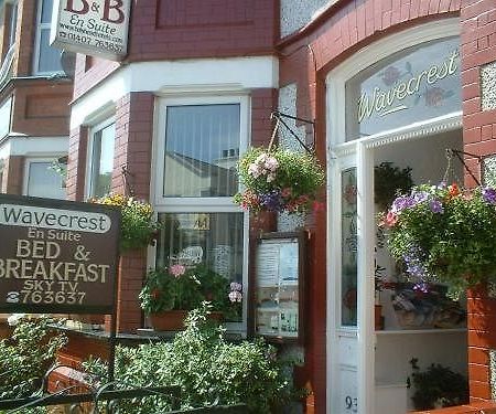 Wavecrest Hotel Holyhead Bagian luar foto